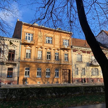 Apartman Moyzesova Kosice Bagian luar foto